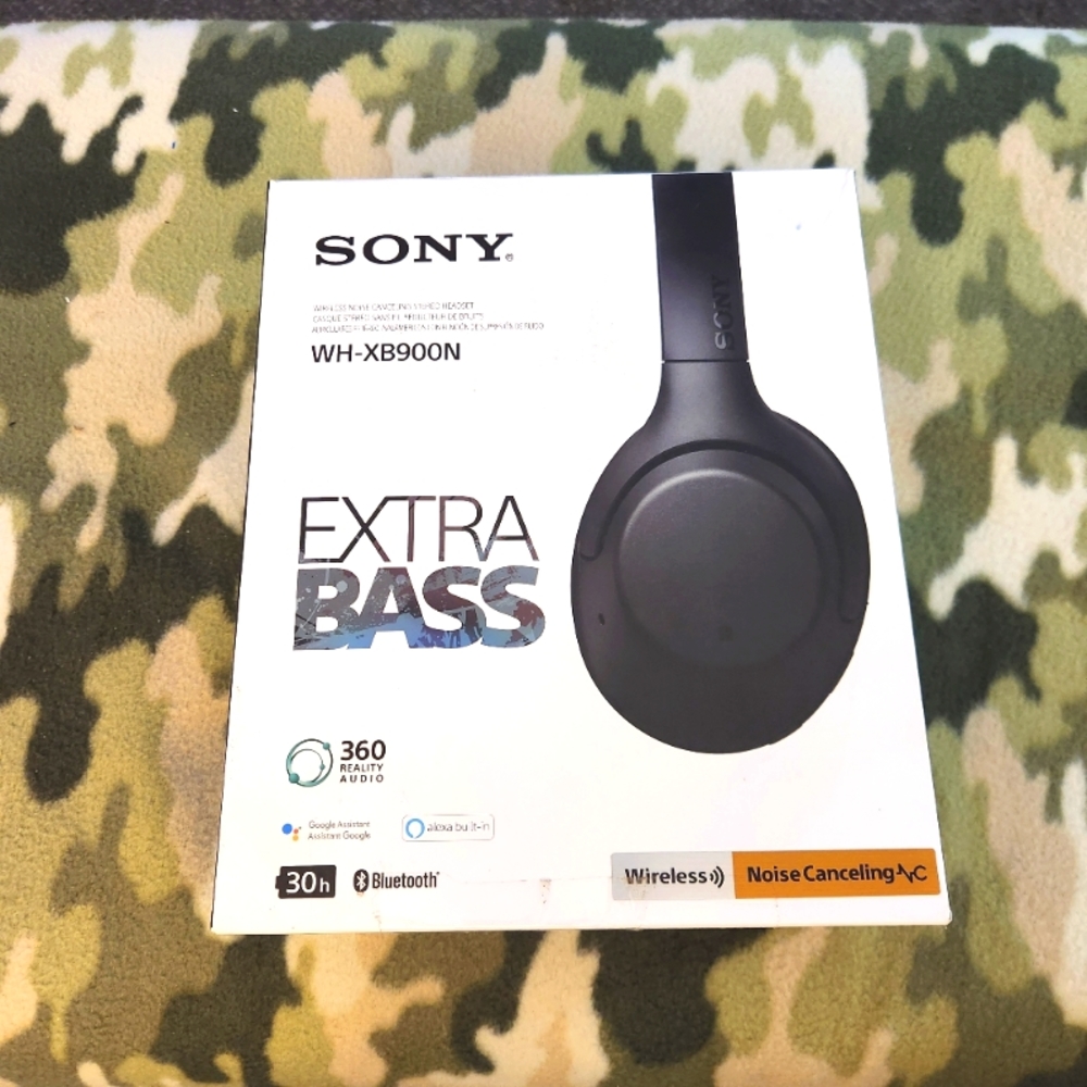 Sony Extra Bass Wireless noise canceling headphones WH-XB900N